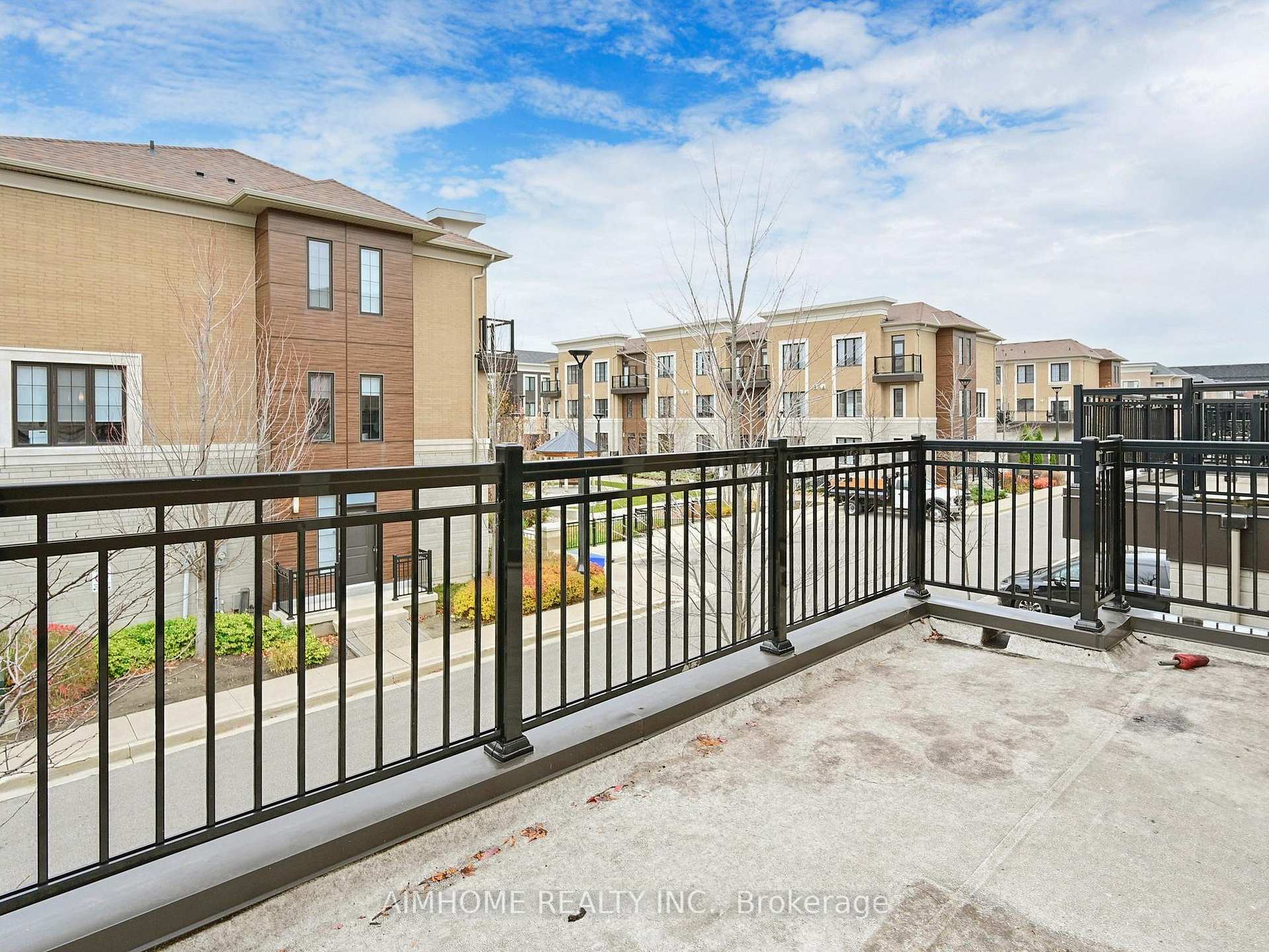 Photo 38 of 79 Village Parkway, Markham, Unionville — HOMEH