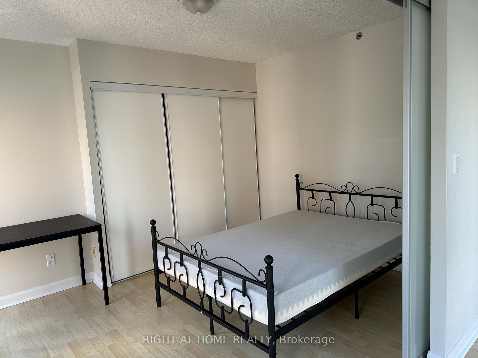 Photo 10 of Unit 914, 210 Victoria Street, Toronto, Church-Yonge Corridor — HOMEH