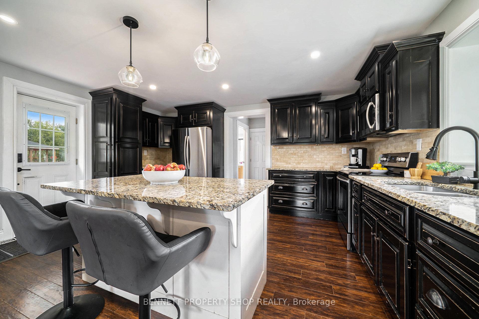 Photo 7 of 41 Centre Street, Edwardsburgh/Cardinal, Edwardsburgh/Cardinal Twp — HOMEH