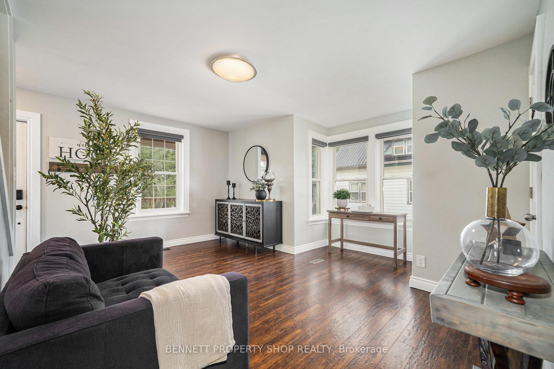 Photo 11 of 41 Centre Street, Edwardsburgh/Cardinal, Edwardsburgh/Cardinal Twp — HOMEH