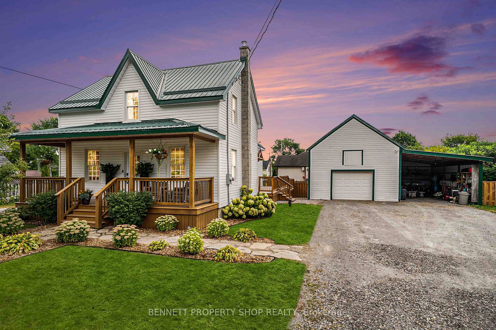 Photo 29 of 41 Centre Street, Edwardsburgh/Cardinal, Edwardsburgh/Cardinal Twp — HOMEH
