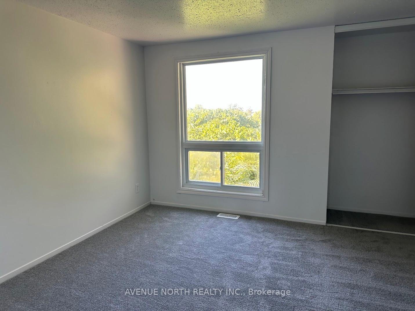 Photo 12 of 1790 Dondale St Street, Ottawa, Pineview — HOMEH