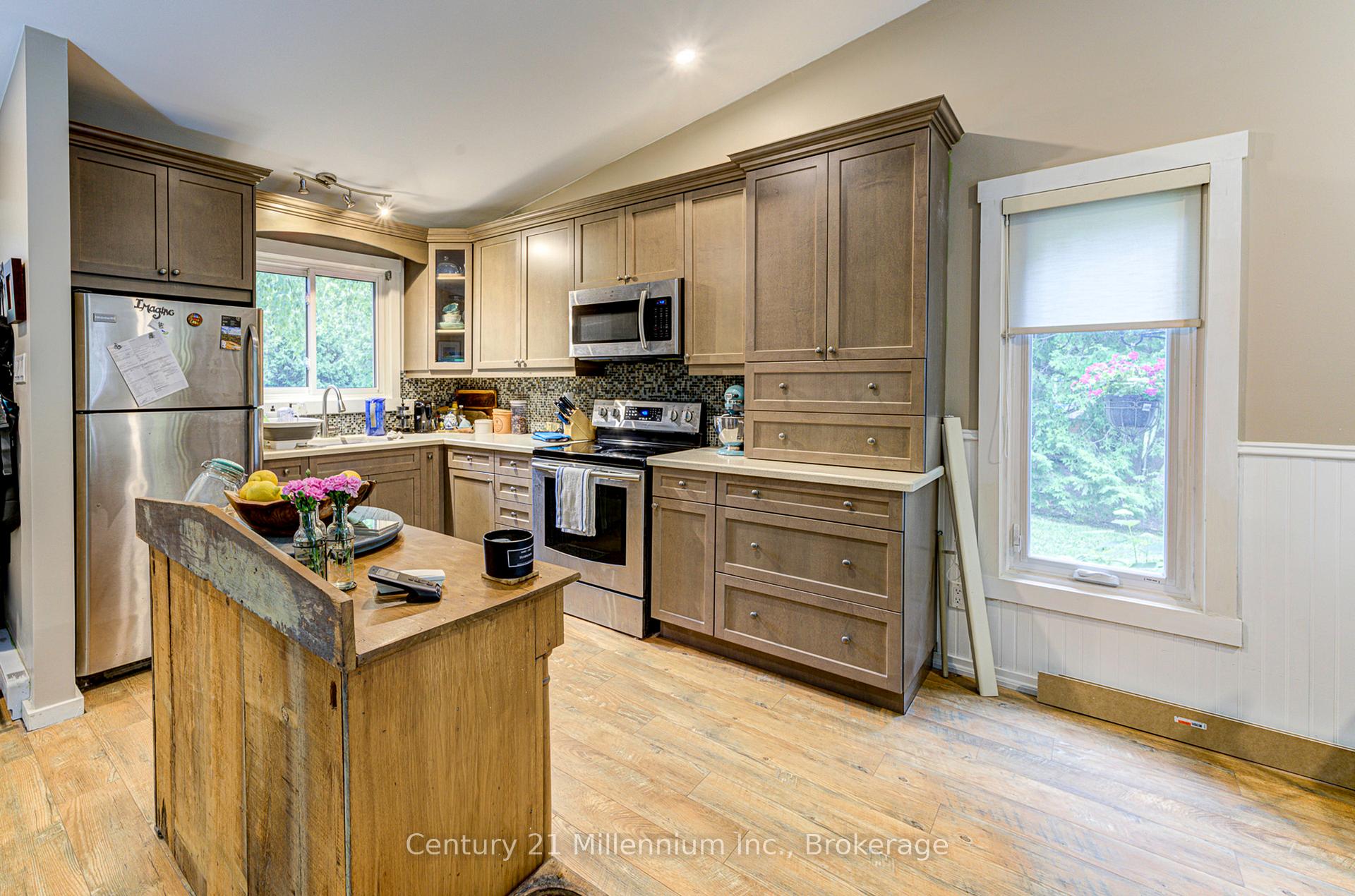 Photo 27 of Unit 405, 12 Dawson Drive, Collingwood — HOMEH