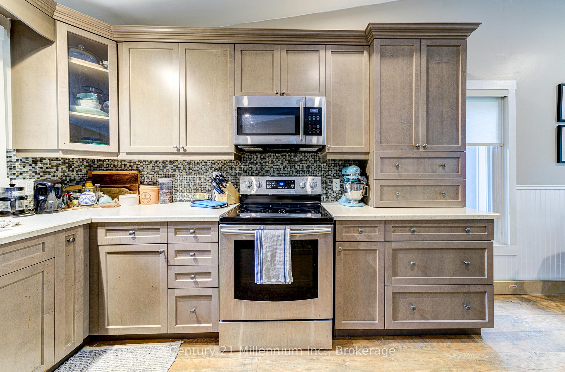 Photo 30 of Unit 405, 12 Dawson Drive, Collingwood — HOMEH
