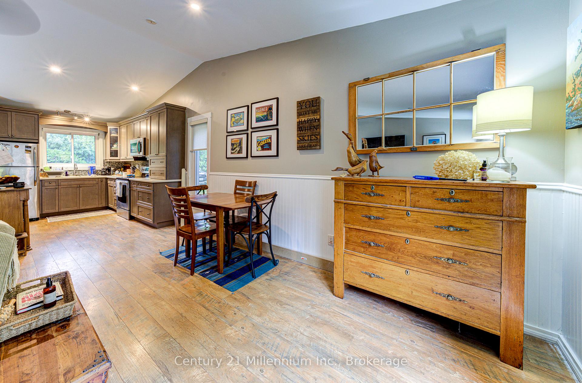 Photo 37 of Unit 405, 12 Dawson Drive, Collingwood — HOMEH