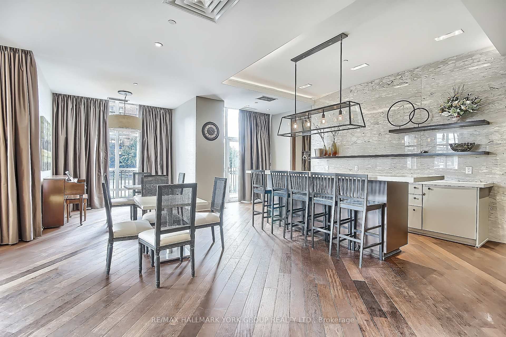 Photo 54 of Unit 209, 111 Civic Square Gate, Aurora, Bayview Wellington — HOMEH