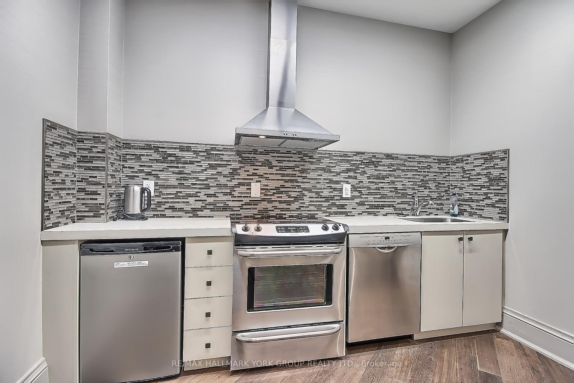 Photo 20 of Unit 209, 111 Civic Square Gate, Aurora, Bayview Wellington — HOMEH