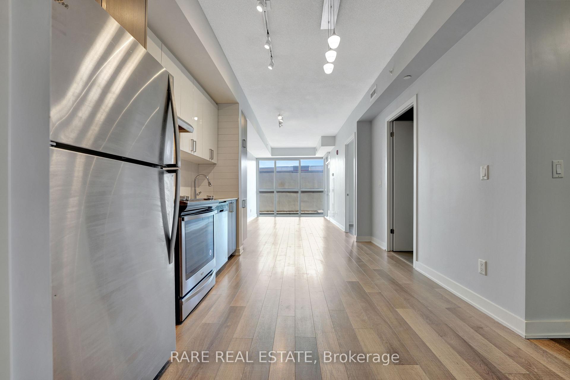 Photo 3 of Unit B313, 5240 Dundas Street, Burlington, Orchard — HOMEH