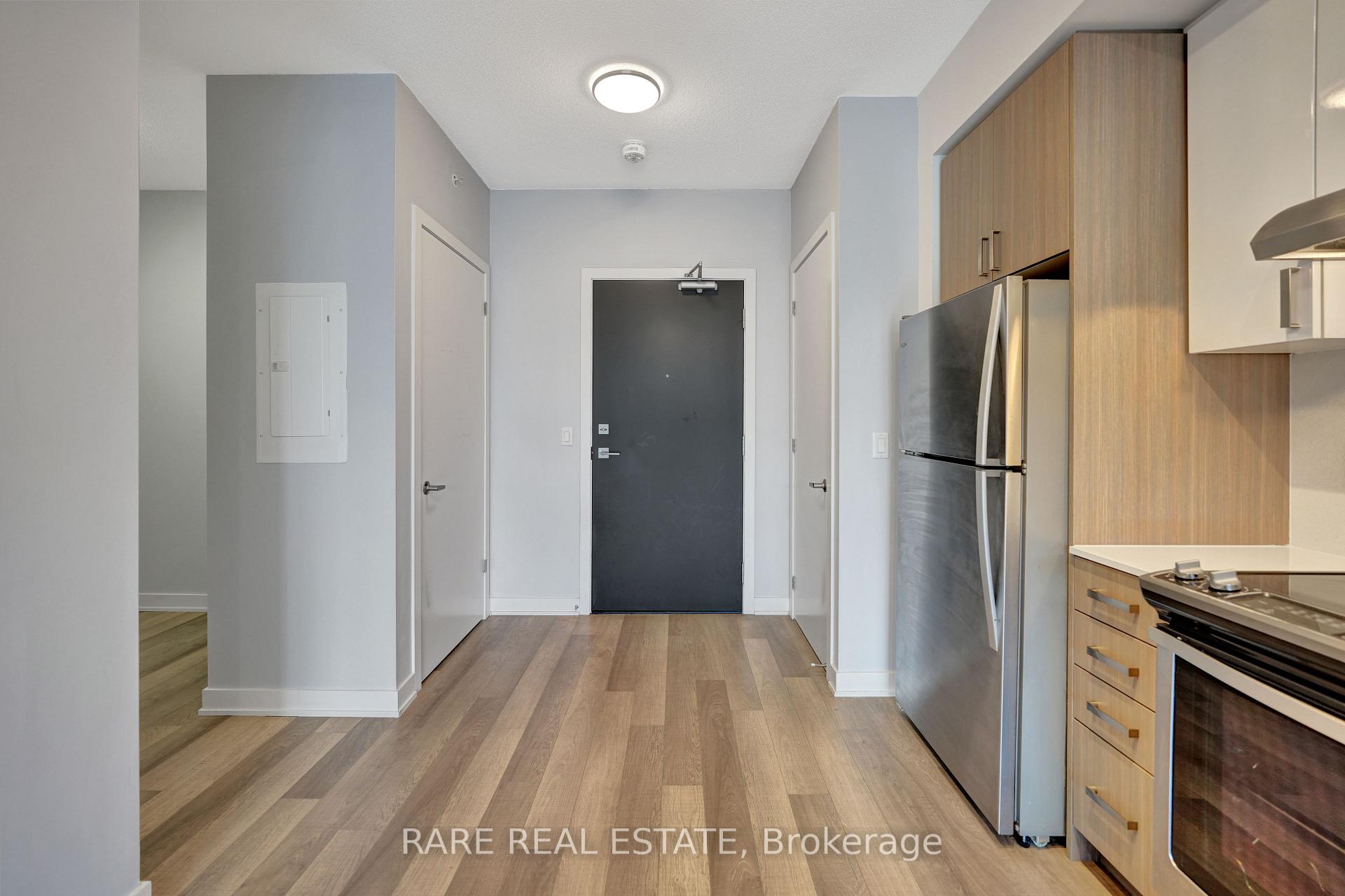 Photo 11 of Unit B313, 5240 Dundas Street, Burlington, Orchard — HOMEH