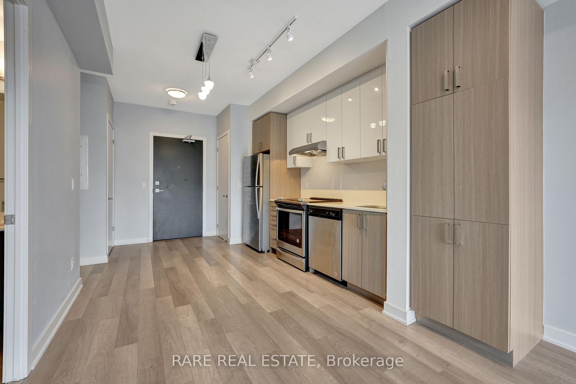 Photo 18 of Unit B313, 5240 Dundas Street, Burlington, Orchard — HOMEH