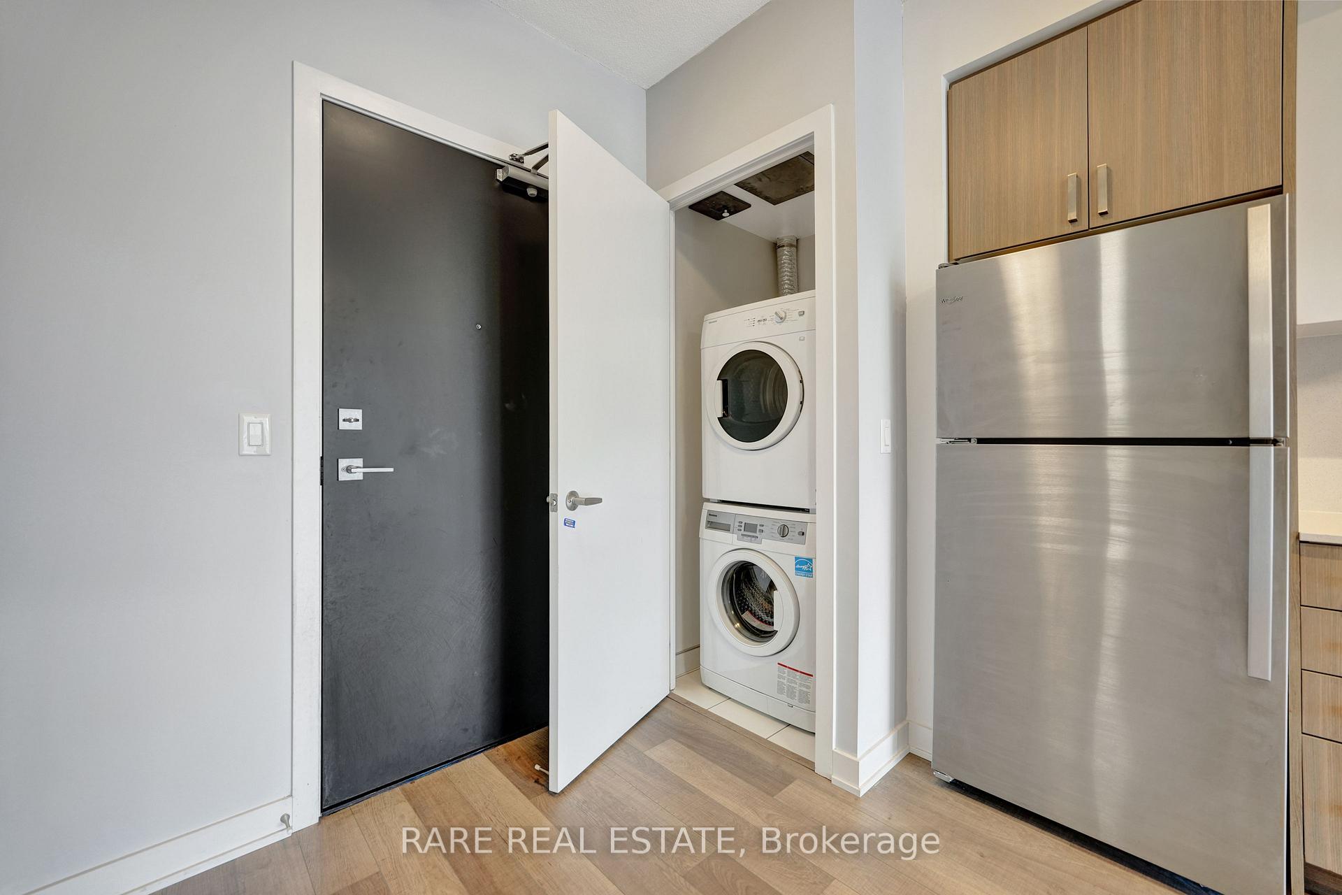 Photo 19 of Unit B313, 5240 Dundas Street, Burlington, Orchard — HOMEH
