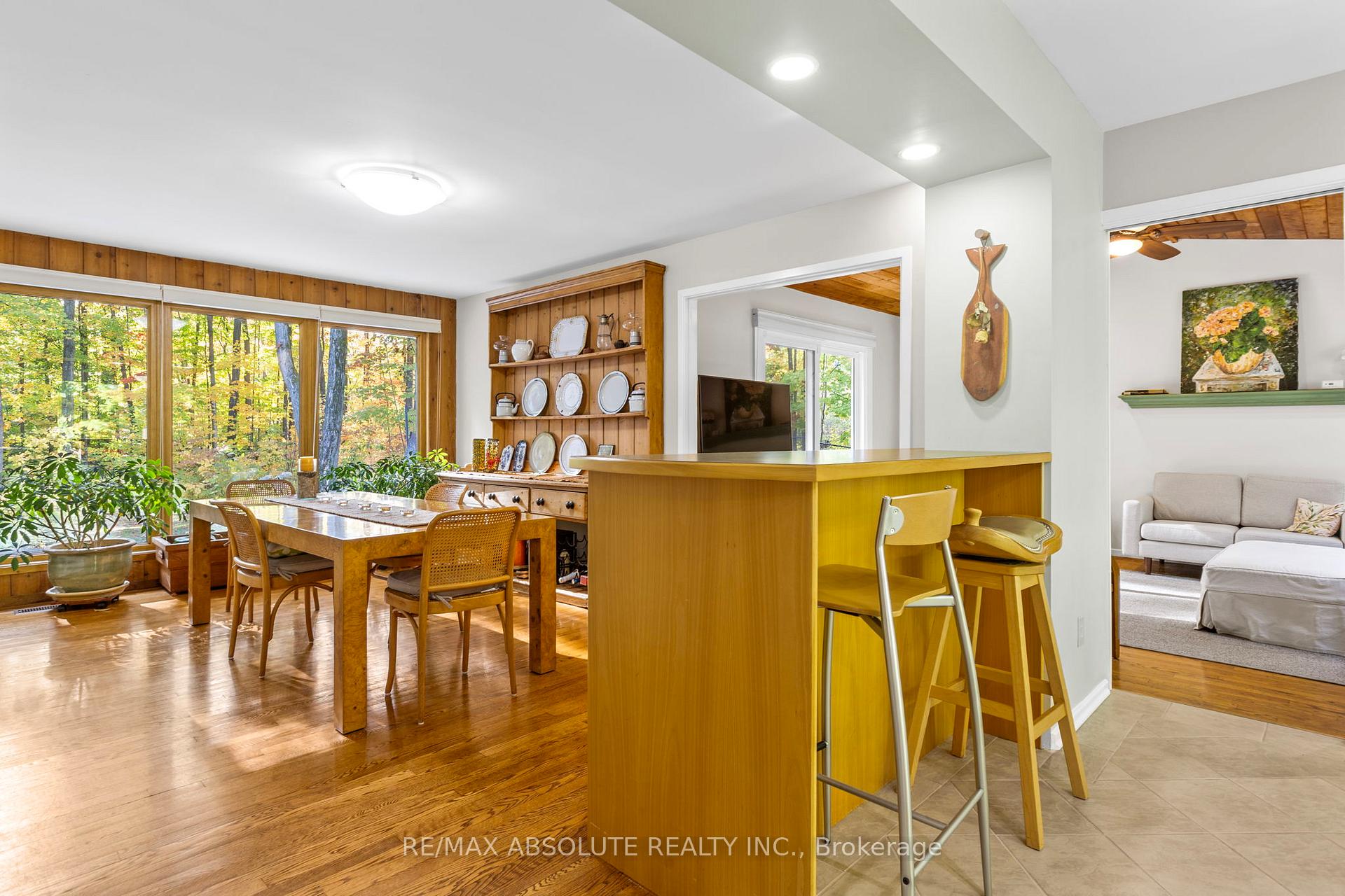 Photo 16 of 109 Pineridge Road, Ottawa, Carp — HOMEH
