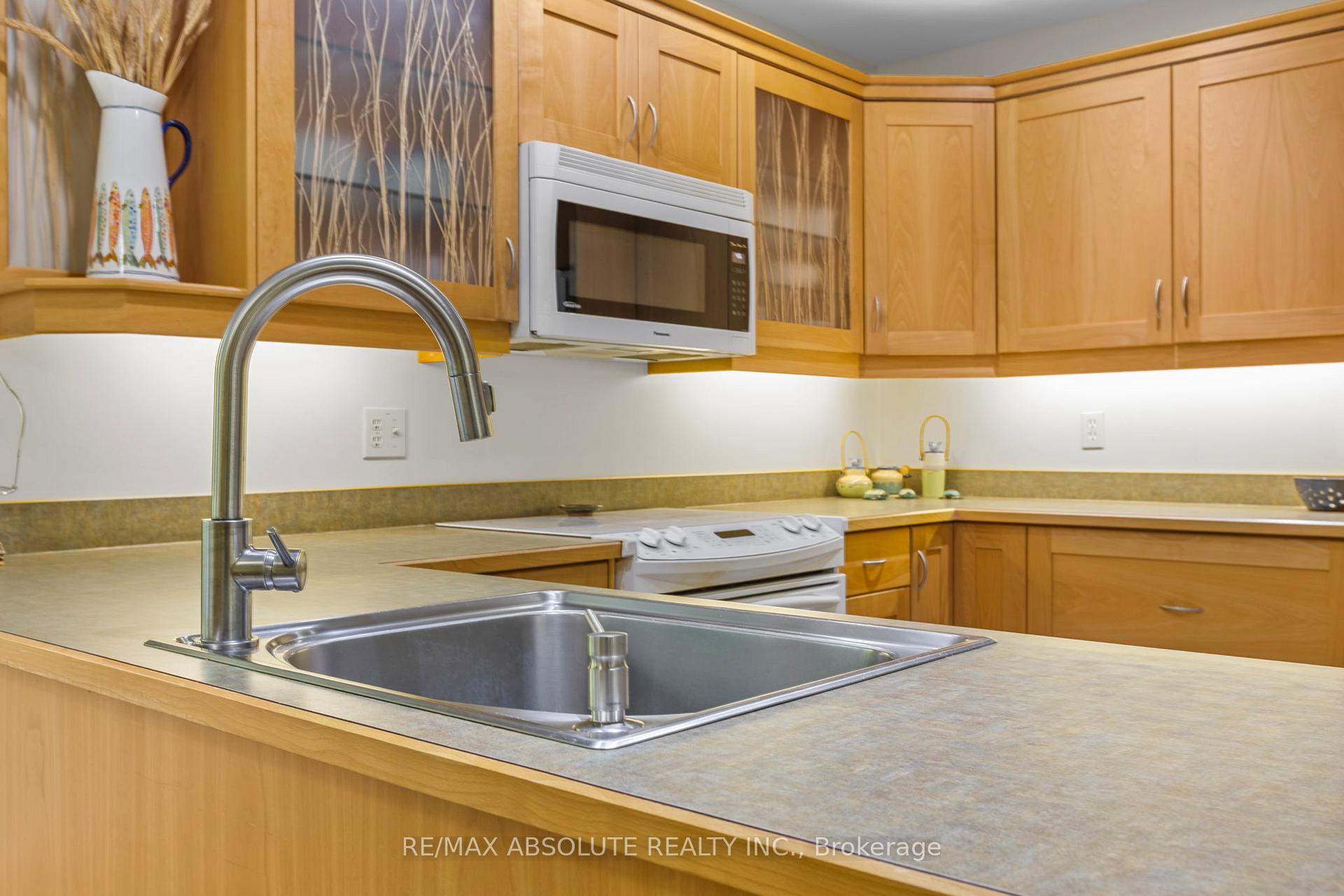 Photo 19 of 109 Pineridge Road, Ottawa, Carp — HOMEH