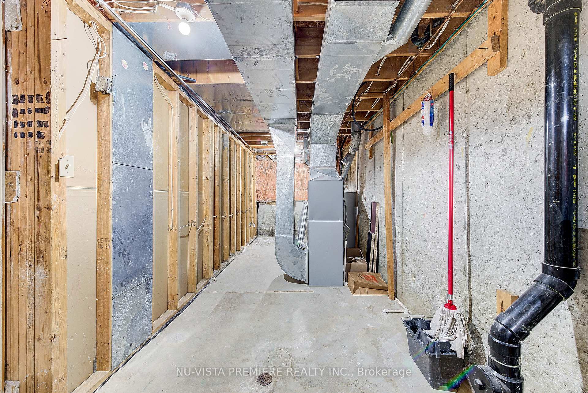 Photo 33 of Unit 38, 1199 Hamilton Road, London, East P — HOMEH