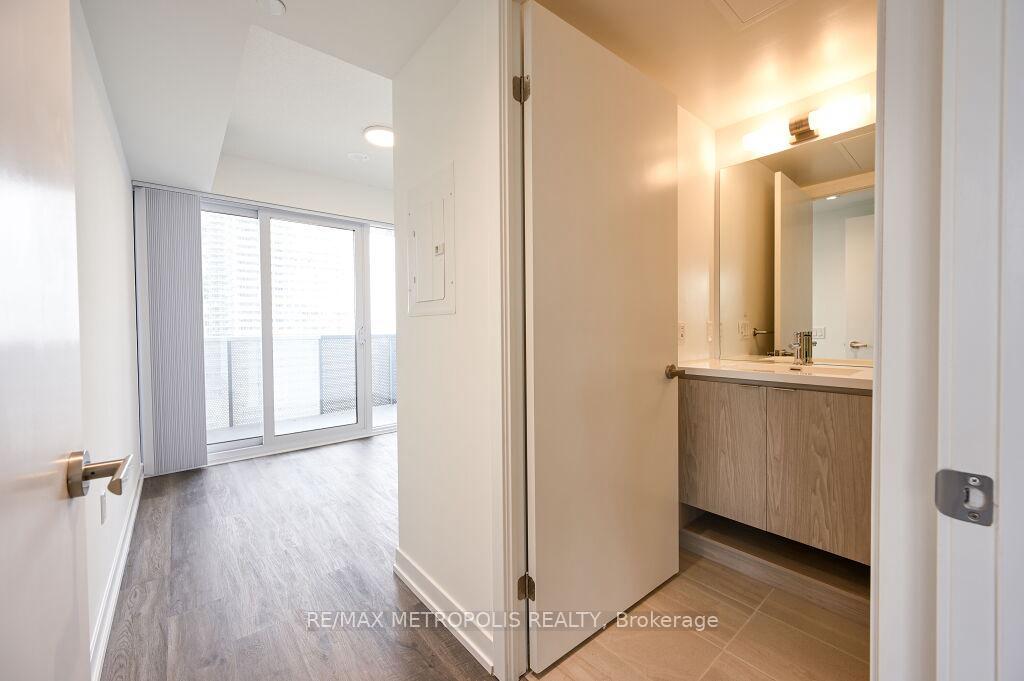 Photo 21 of Unit 2305, 55 Cooper Street, Toronto, Waterfront Communities — HOMEH