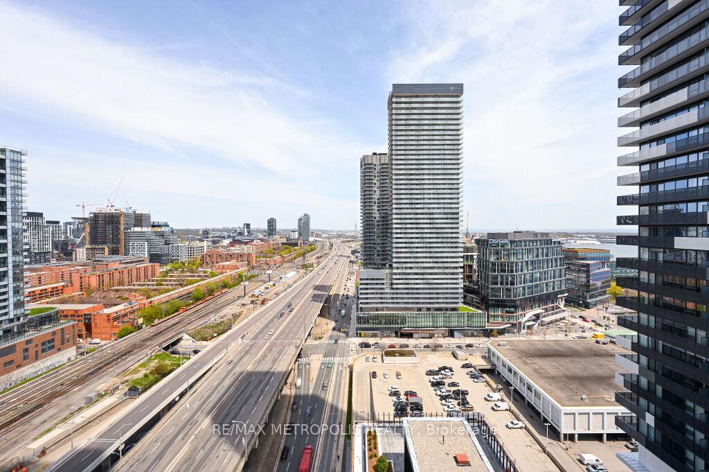 Photo 36 of Unit 2305, 55 Cooper Street, Toronto, Waterfront Communities — HOMEH