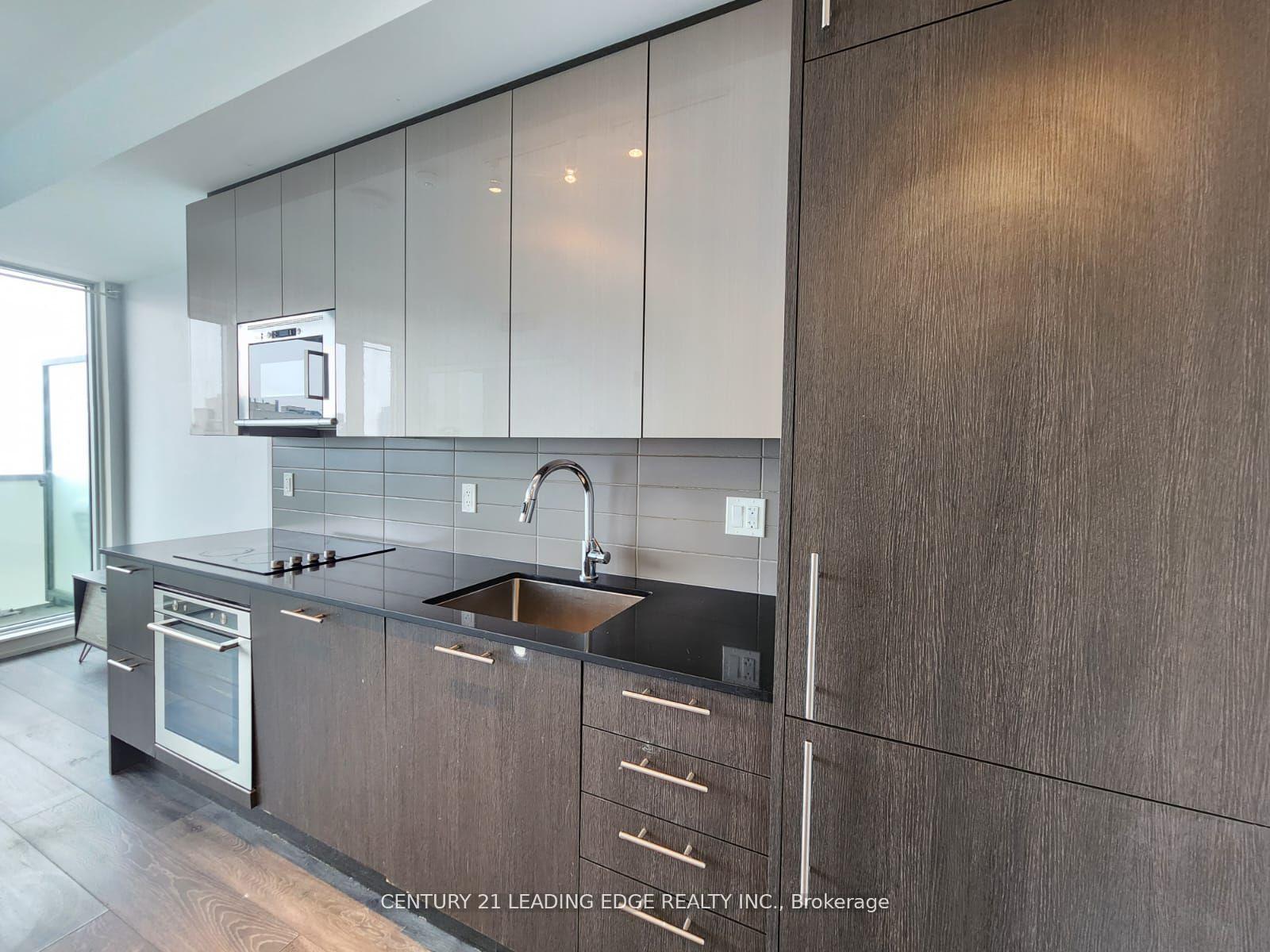 Photo 4 of Unit 3010, 403 Church Street, Toronto, Church-Yonge Corridor — HOMEH