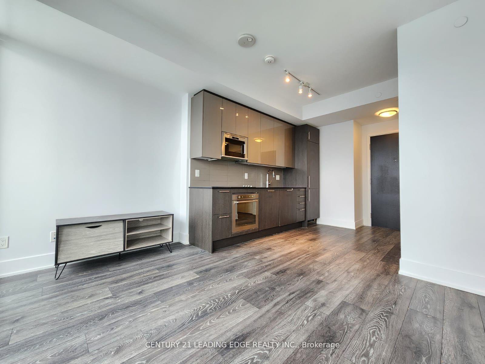 Photo 3 of Unit 3010, 403 Church Street, Toronto, Church-Yonge Corridor — HOMEH