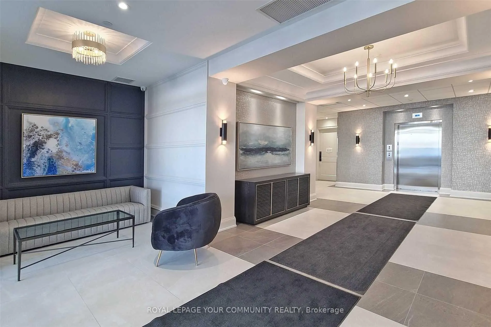 Photo 7 of Unit 3, 208 Main St. Unionville Street, Markham, Unionville — HOMEH