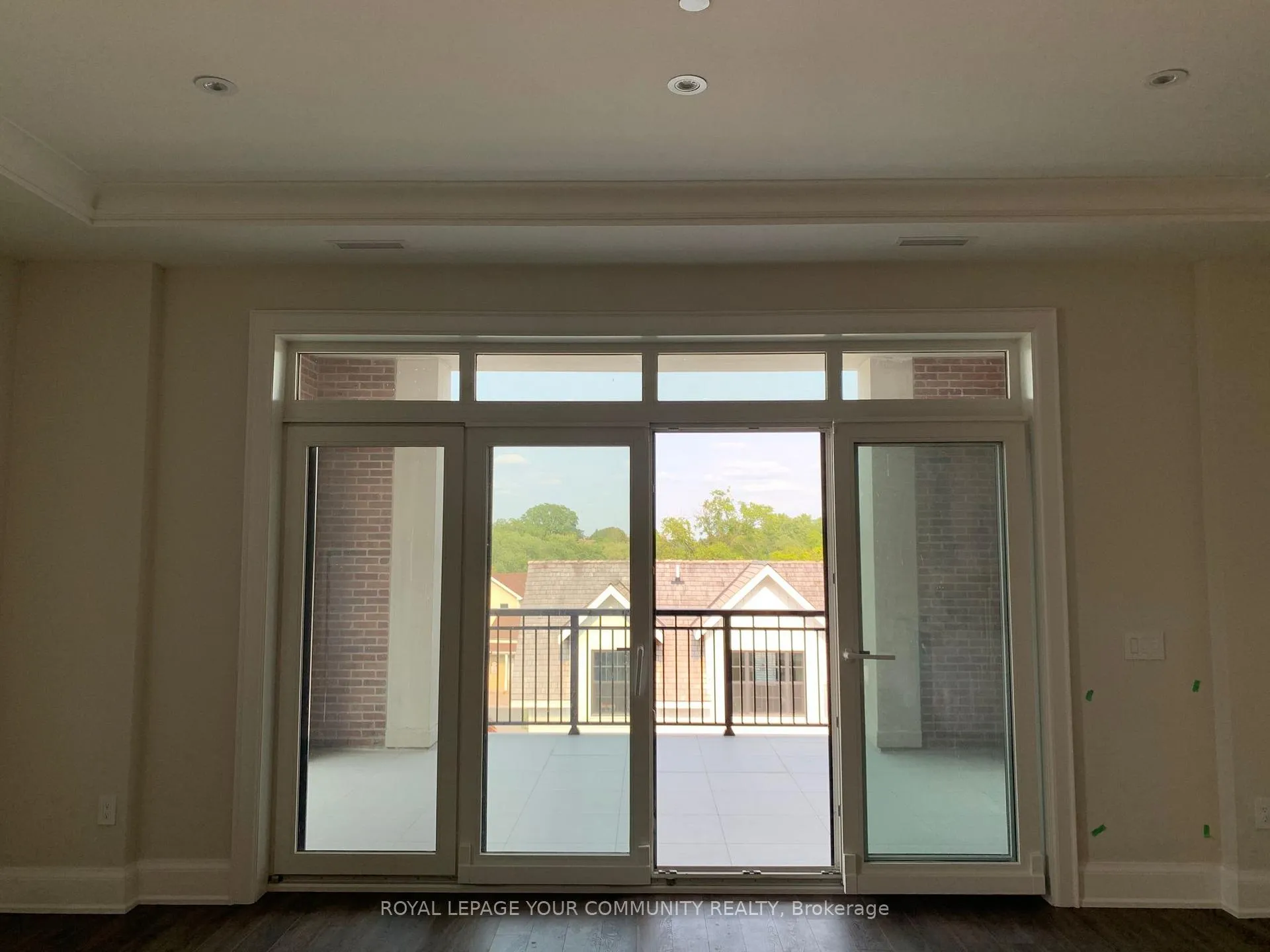 Photo 12 of Unit 3, 208 Main St. Unionville Street, Markham, Unionville — HOMEH