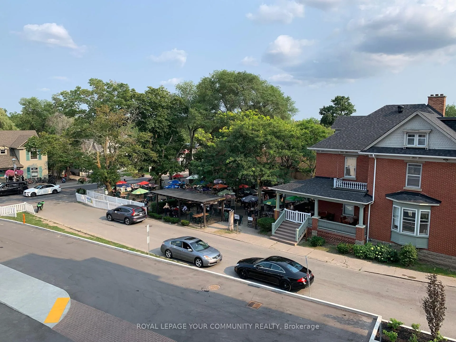 Photo 19 of Unit 3, 208 Main St. Unionville Street, Markham, Unionville — HOMEH