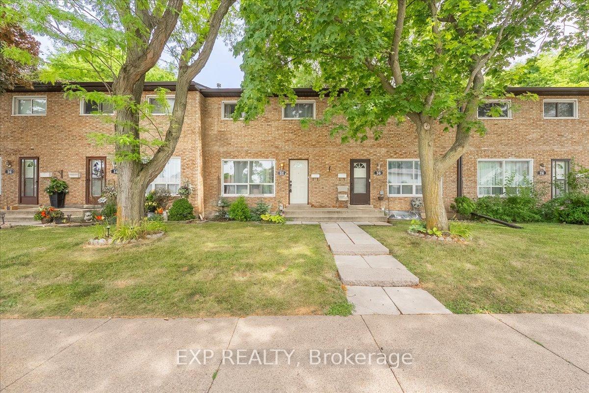 Photo 29 of 32 Riverdale Drive, Hamilton, Riverdale — HOMEH