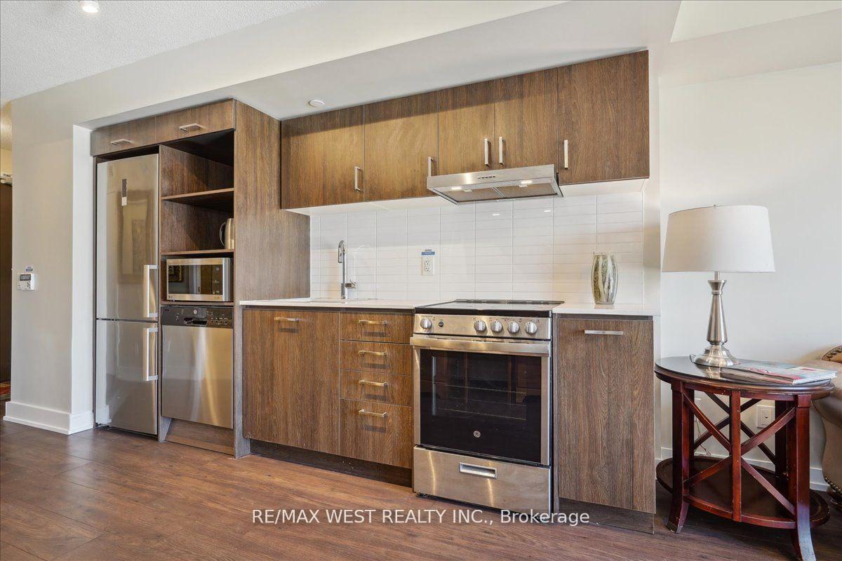 Photo 4 of Unit 1808, 219 Dundas Street E, Toronto, Moss Park — HOMEH
