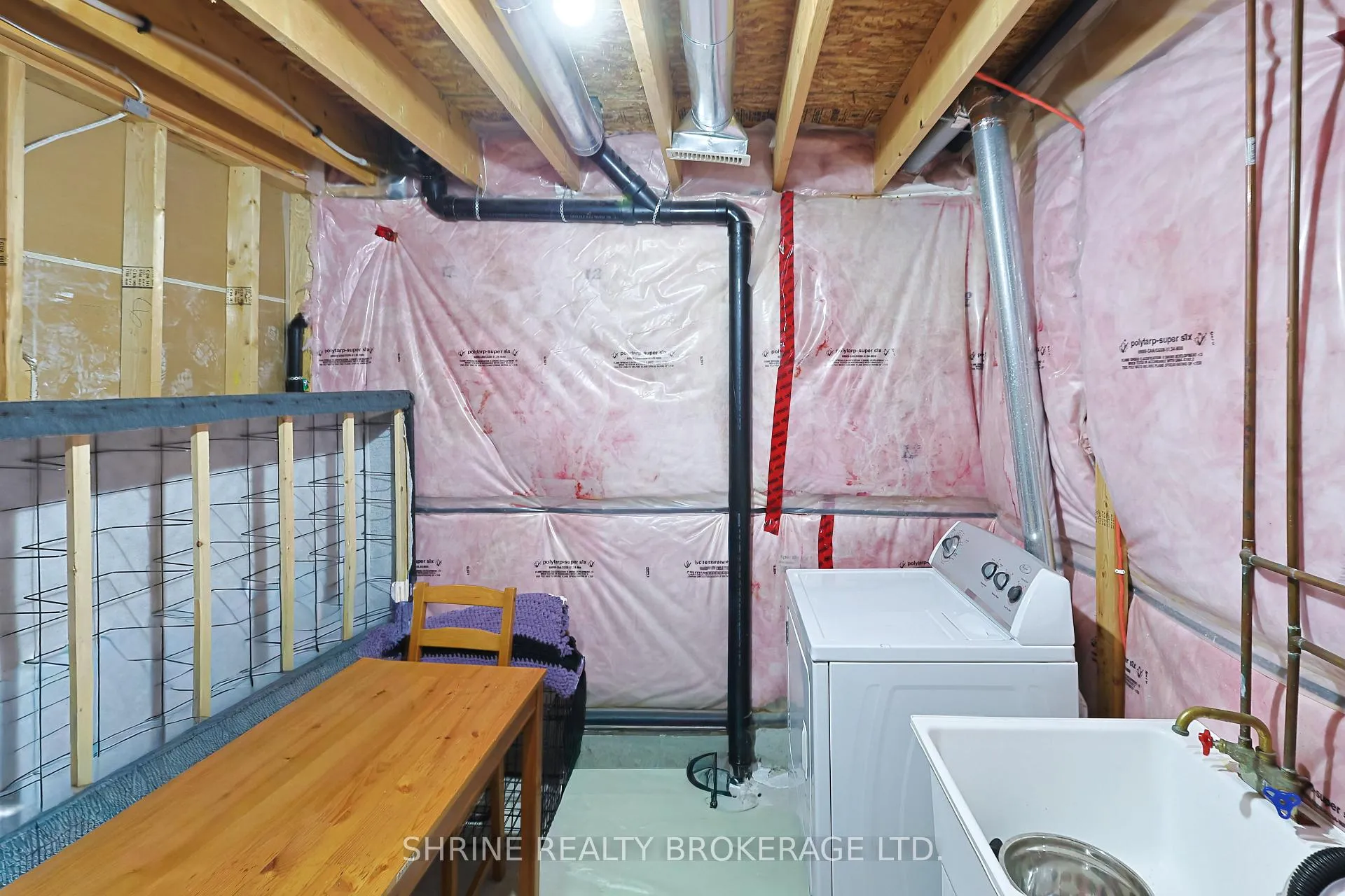 Photo 30 of Unit 59, 112 North Centre Road, London, North B — HOMEH