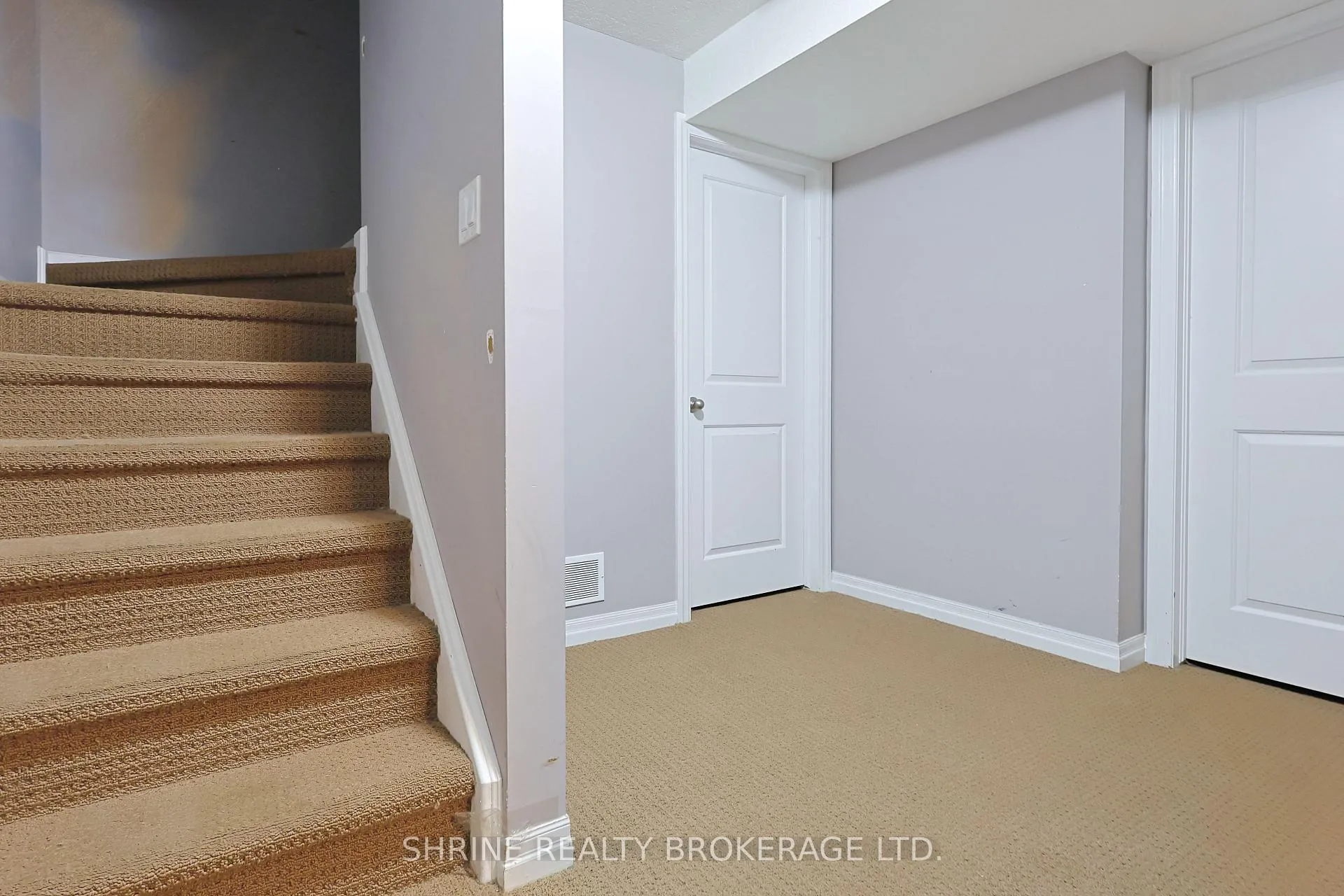 Photo 31 of Unit 59, 112 North Centre Road, London, North B — HOMEH