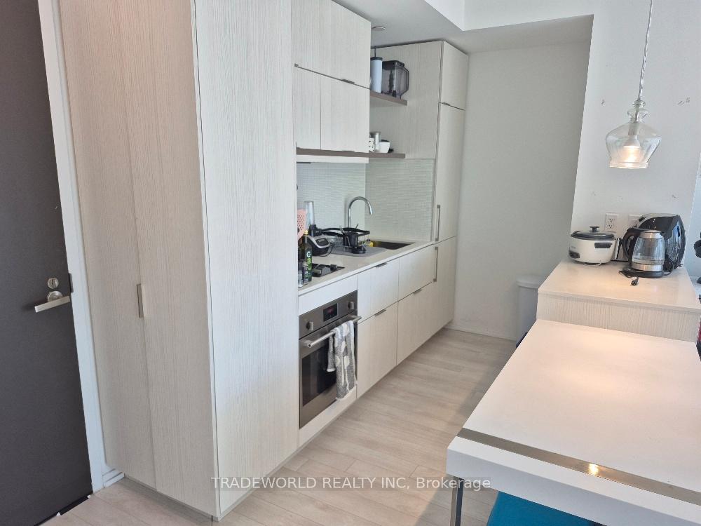 Photo 12 of Unit 2513, 197 Yonge Street, Toronto, Church-Yonge Corridor — HOMEH