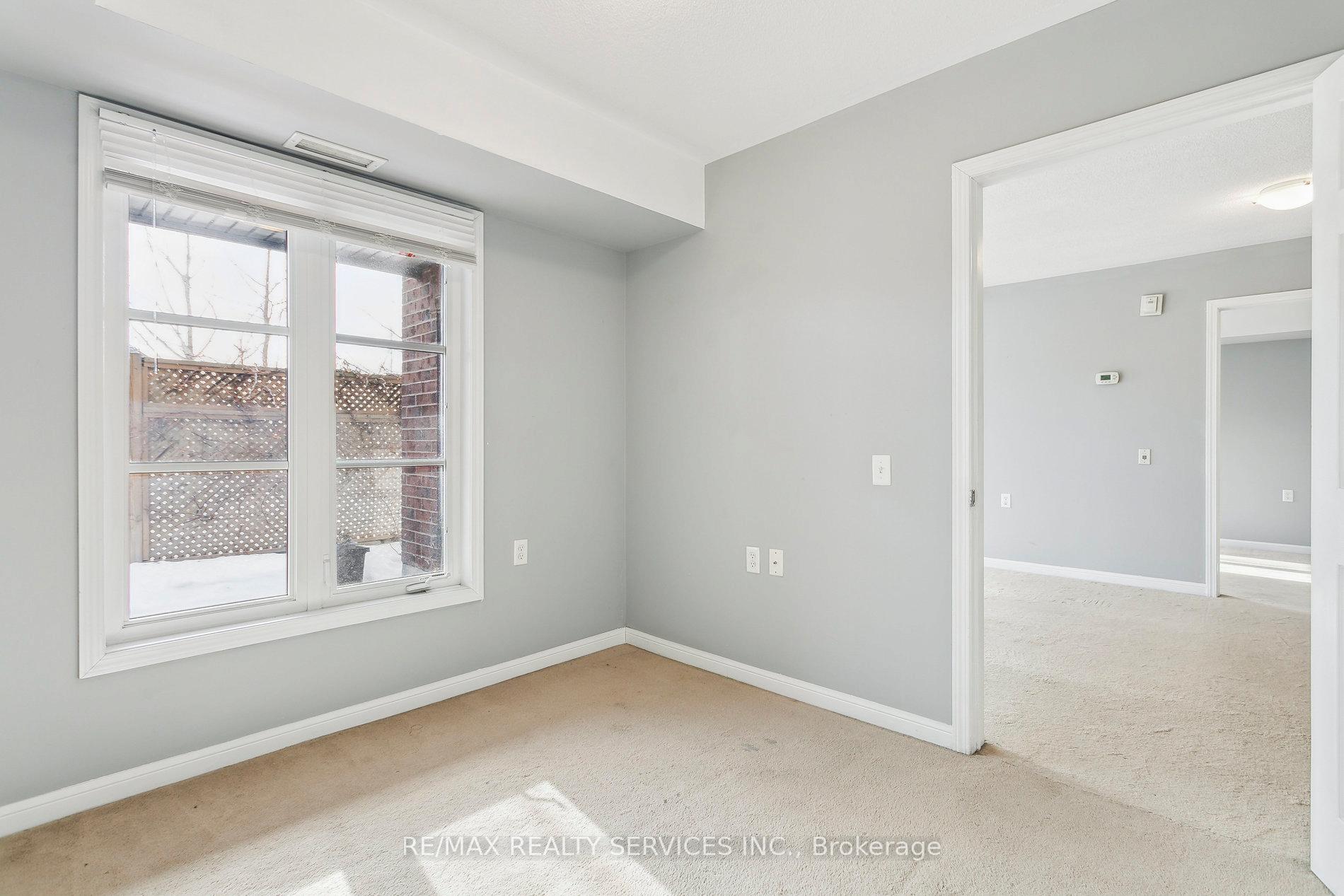 Photo 15 of Unit 117, 3070 Rotary Way, Burlington, Alton — HOMEH