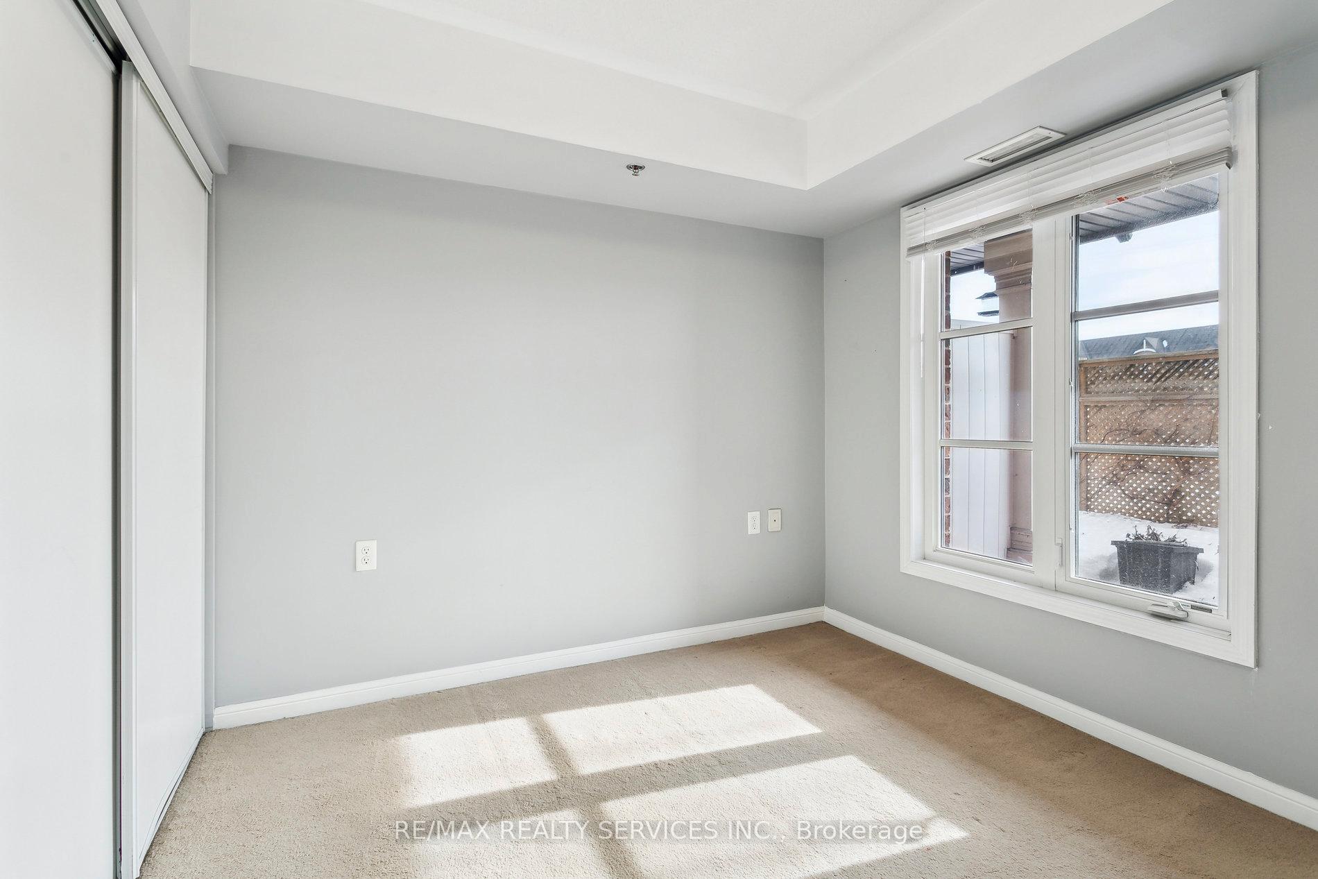 Photo 25 of Unit 117, 3070 Rotary Way, Burlington, Alton — HOMEH