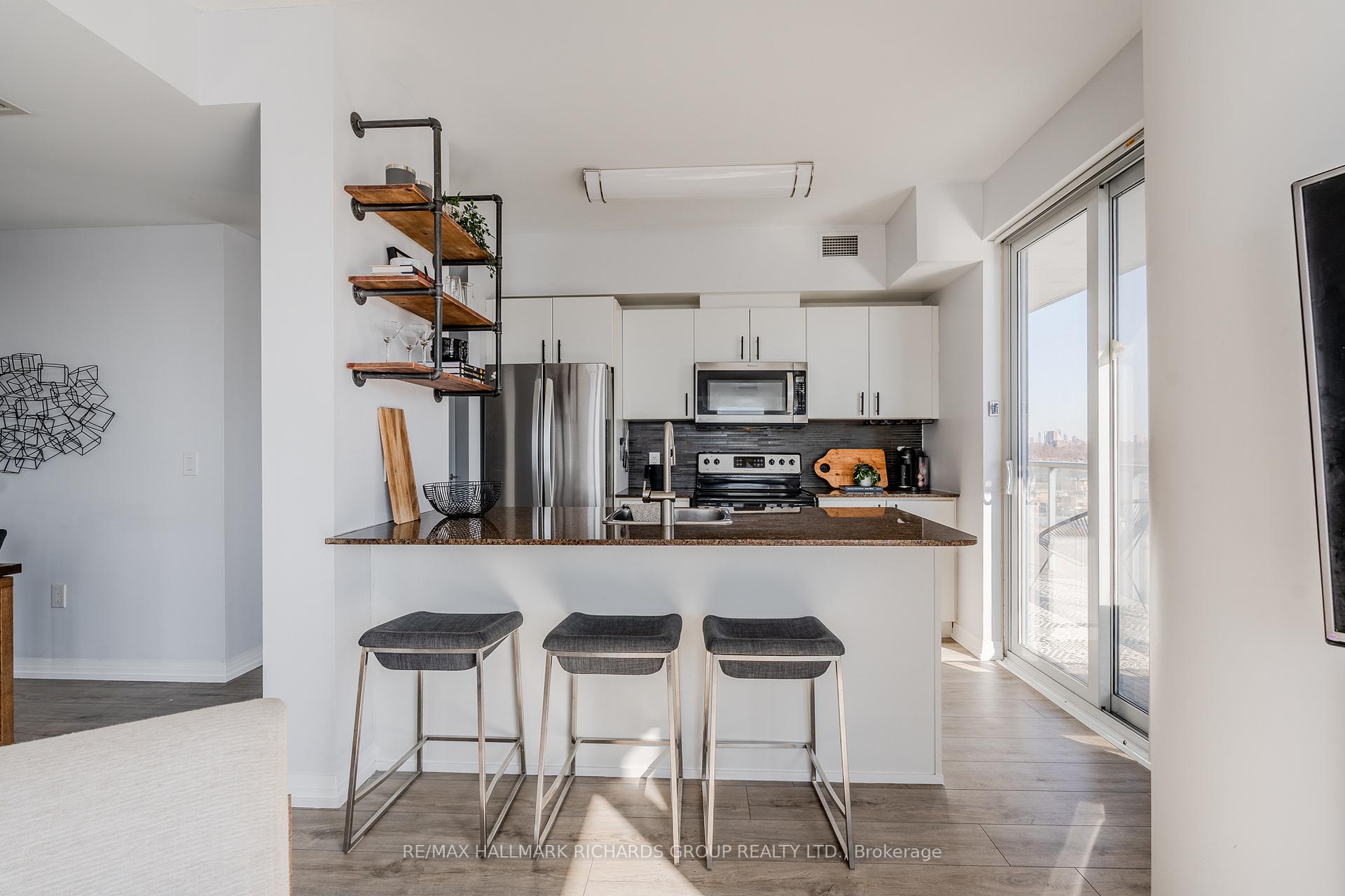 Photo 5 of Unit 1105, 25 Cole Street, Toronto, Regent Park — HOMEH
