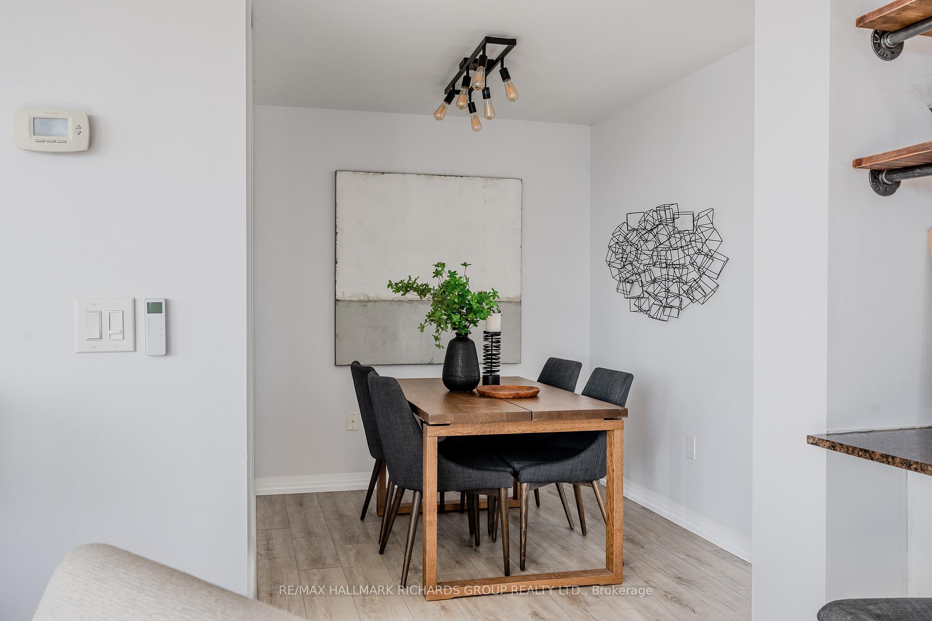 Photo 8 of Unit 1105, 25 Cole Street, Toronto, Regent Park — HOMEH