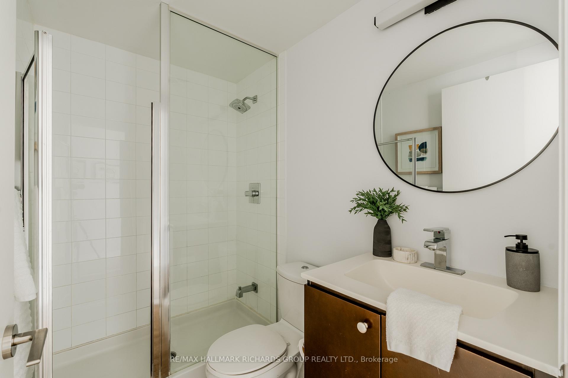 Photo 13 of Unit 1105, 25 Cole Street, Toronto, Regent Park — HOMEH
