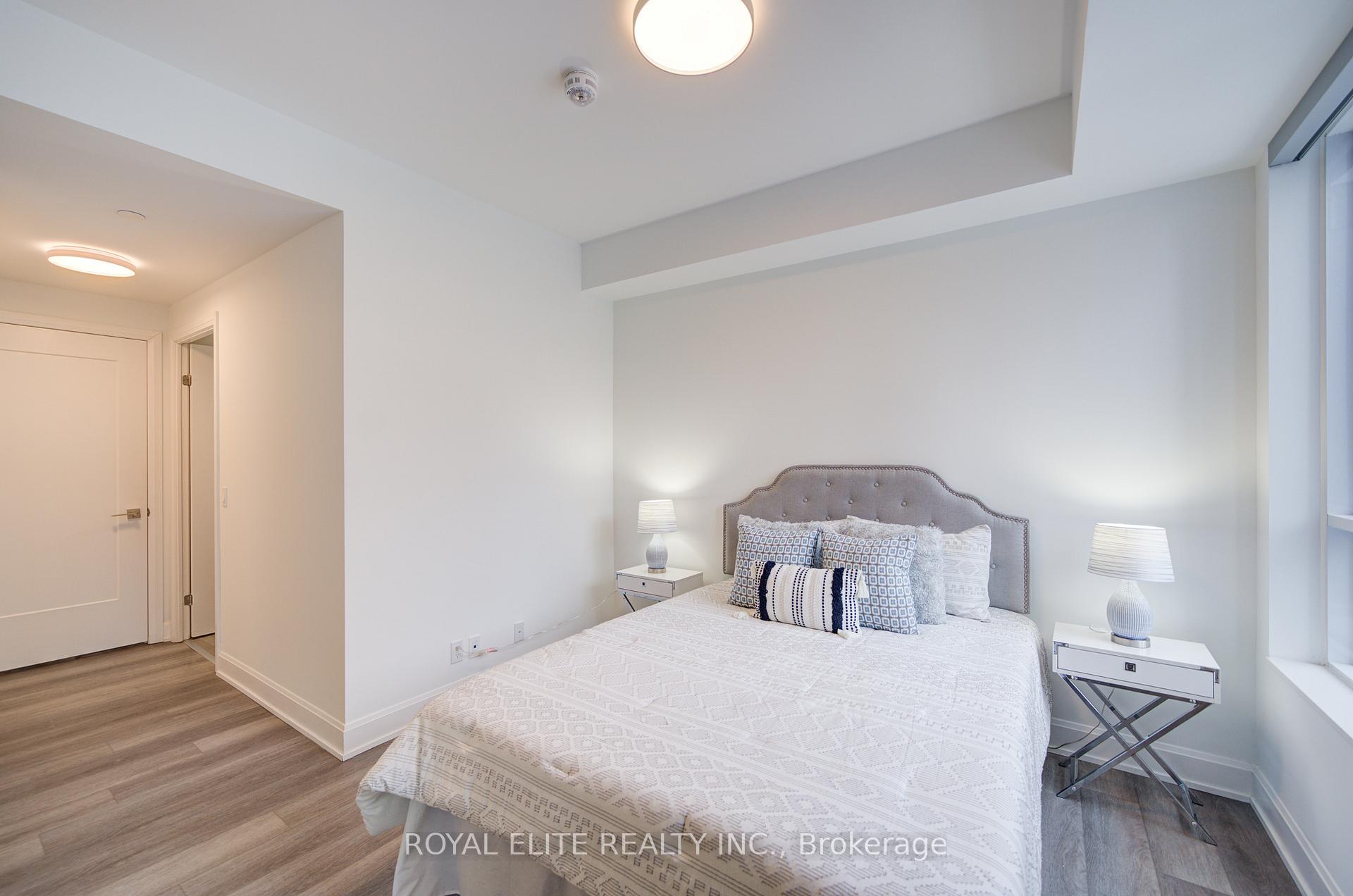 Photo 10 of Unit 801, 38 Water Walk Drive, Markham, Unionville — HOMEH