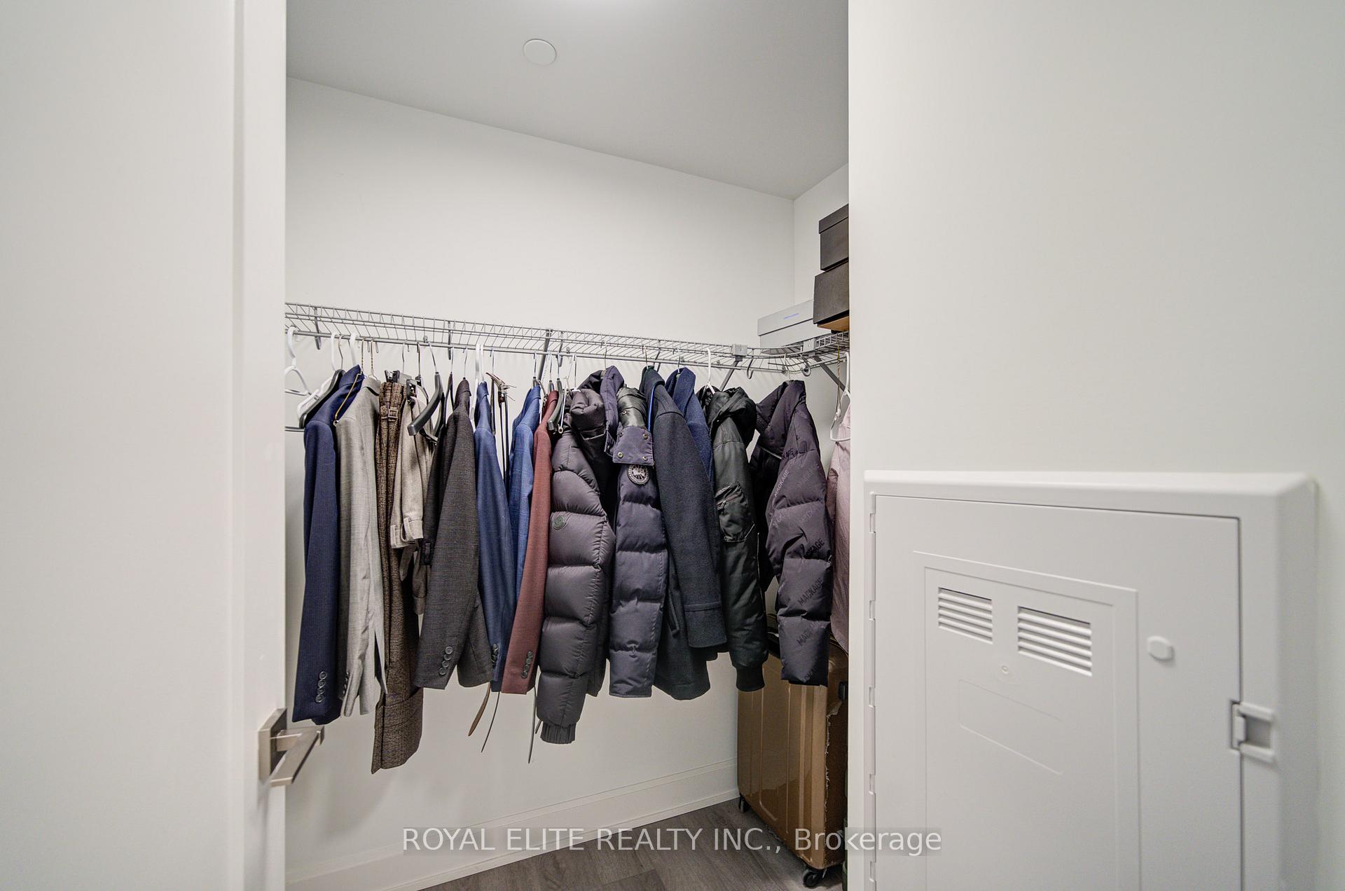 Photo 12 of Unit 801, 38 Water Walk Drive, Markham, Unionville — HOMEH