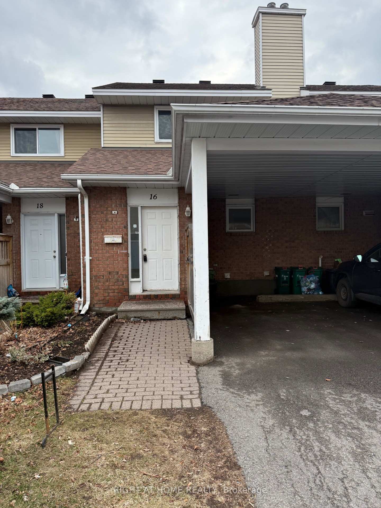 Photo 1 of 16 Paddington, Ottawa, Heron Gate/Industrial Park — HOMEH