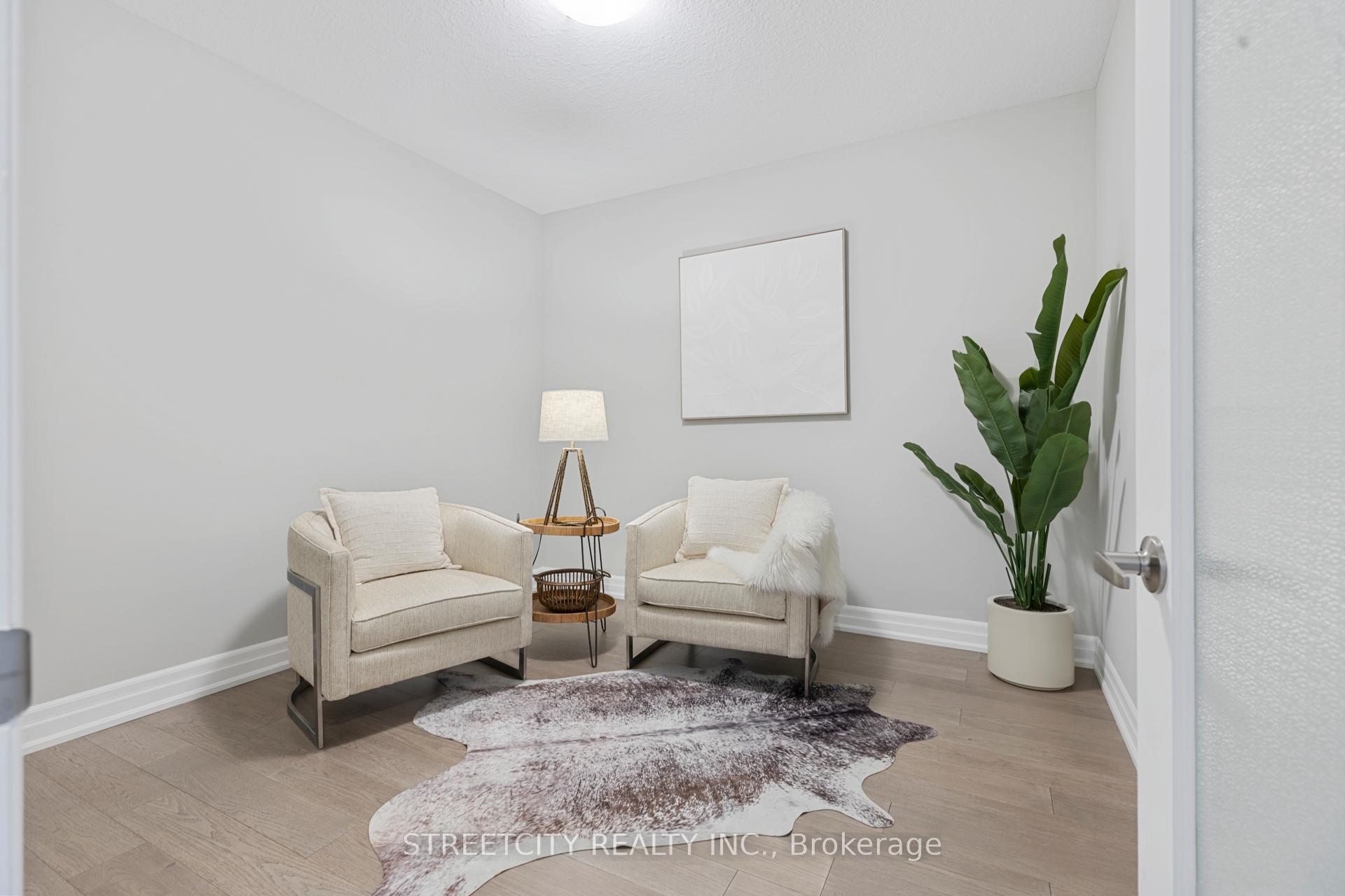 Photo 10 of Unit 202, 460 Callaway Road, London, North R — HOMEH