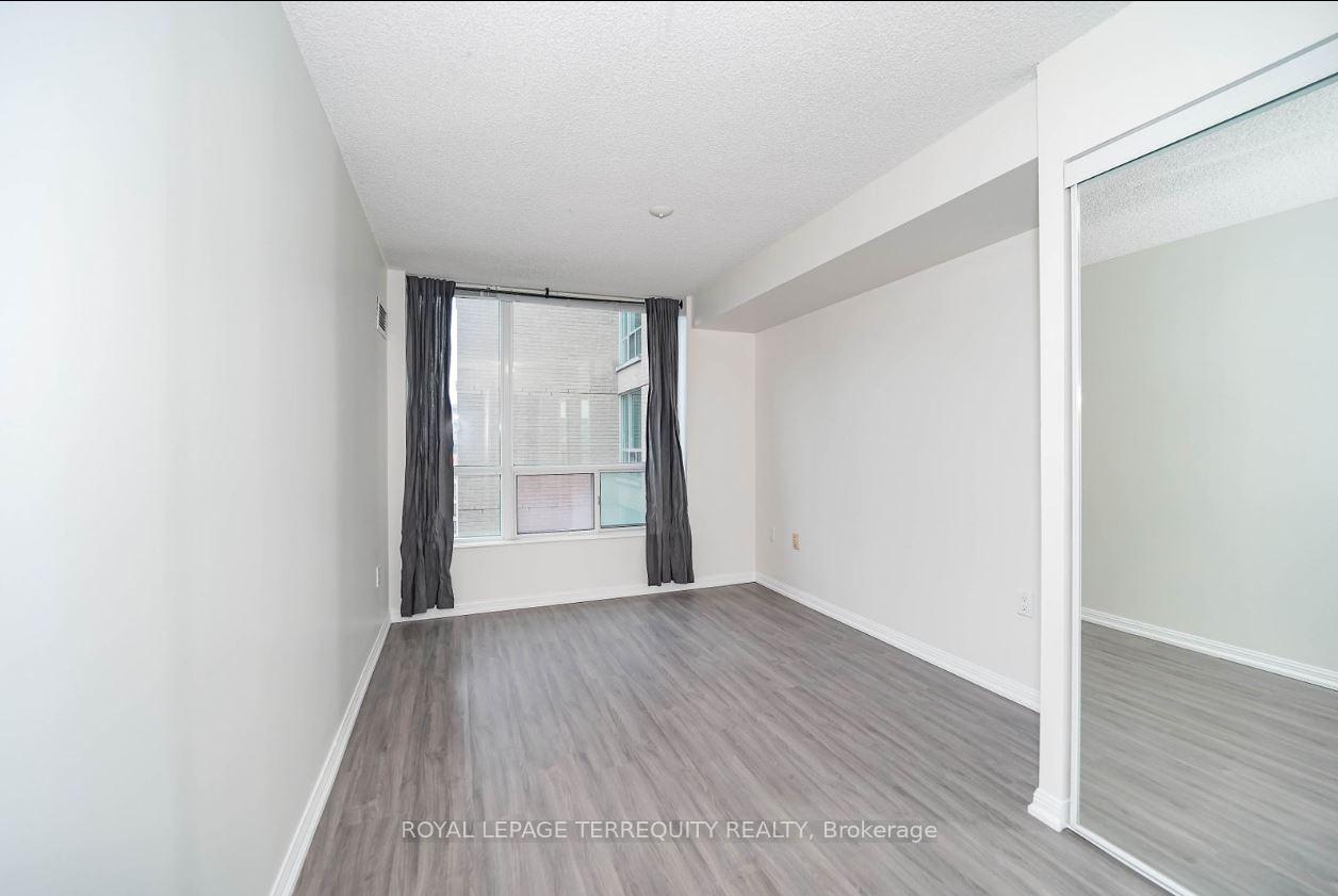 Photo 24 of Unit 912, 109 Front Street E, Toronto, Moss Park — HOMEH