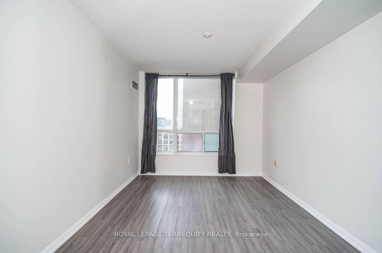 Photo 25 of Unit 912, 109 Front Street E, Toronto, Moss Park — HOMEH