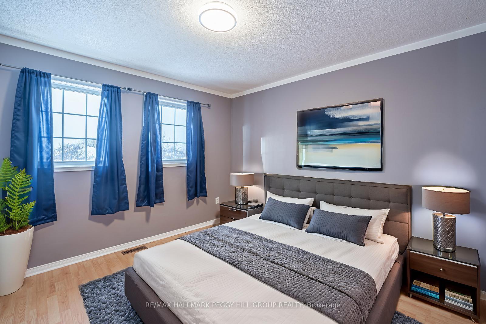 Photo 11 of 56 Draper Crescent, Barrie, Painswick North — HOMEH