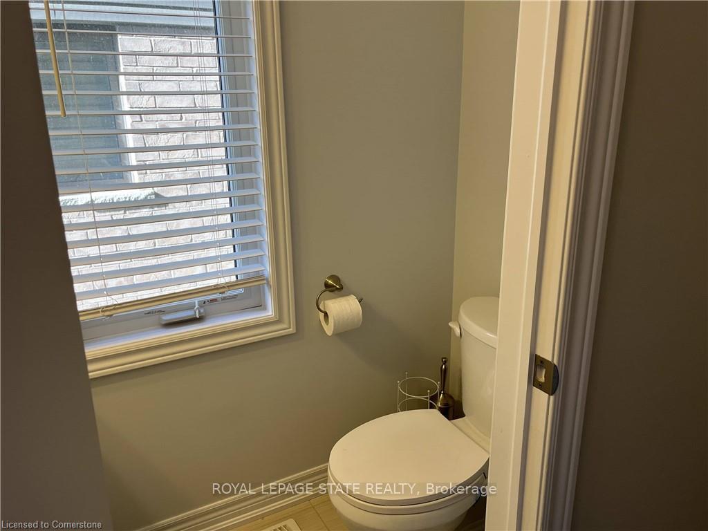 Photo 11 of Unit 4, 377 Glancaster Road, Hamilton, Rural Glanbrook — HOMEH