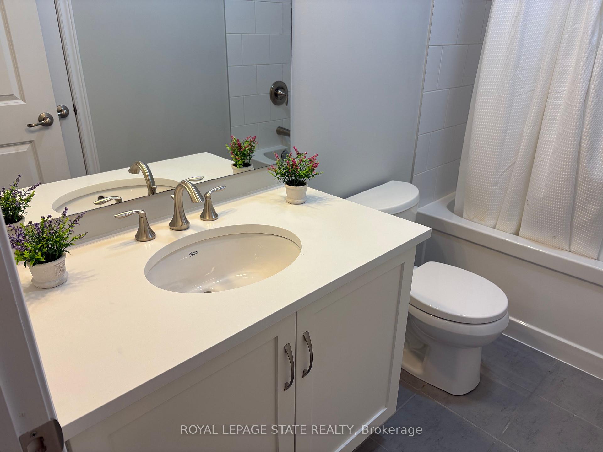 Photo 38 of Unit 4, 377 Glancaster Road, Hamilton, Rural Glanbrook — HOMEH
