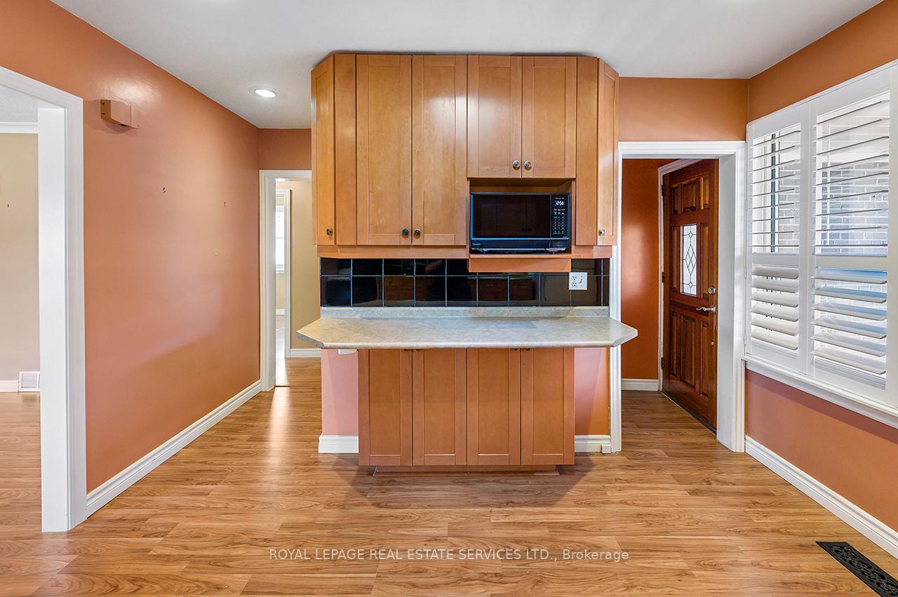 Photo 17 of 340 Leonard Street, Caledon, Bolton West — HOMEH