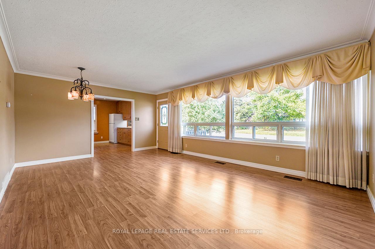 Photo 23 of 340 Leonard Street, Caledon, Bolton West — HOMEH