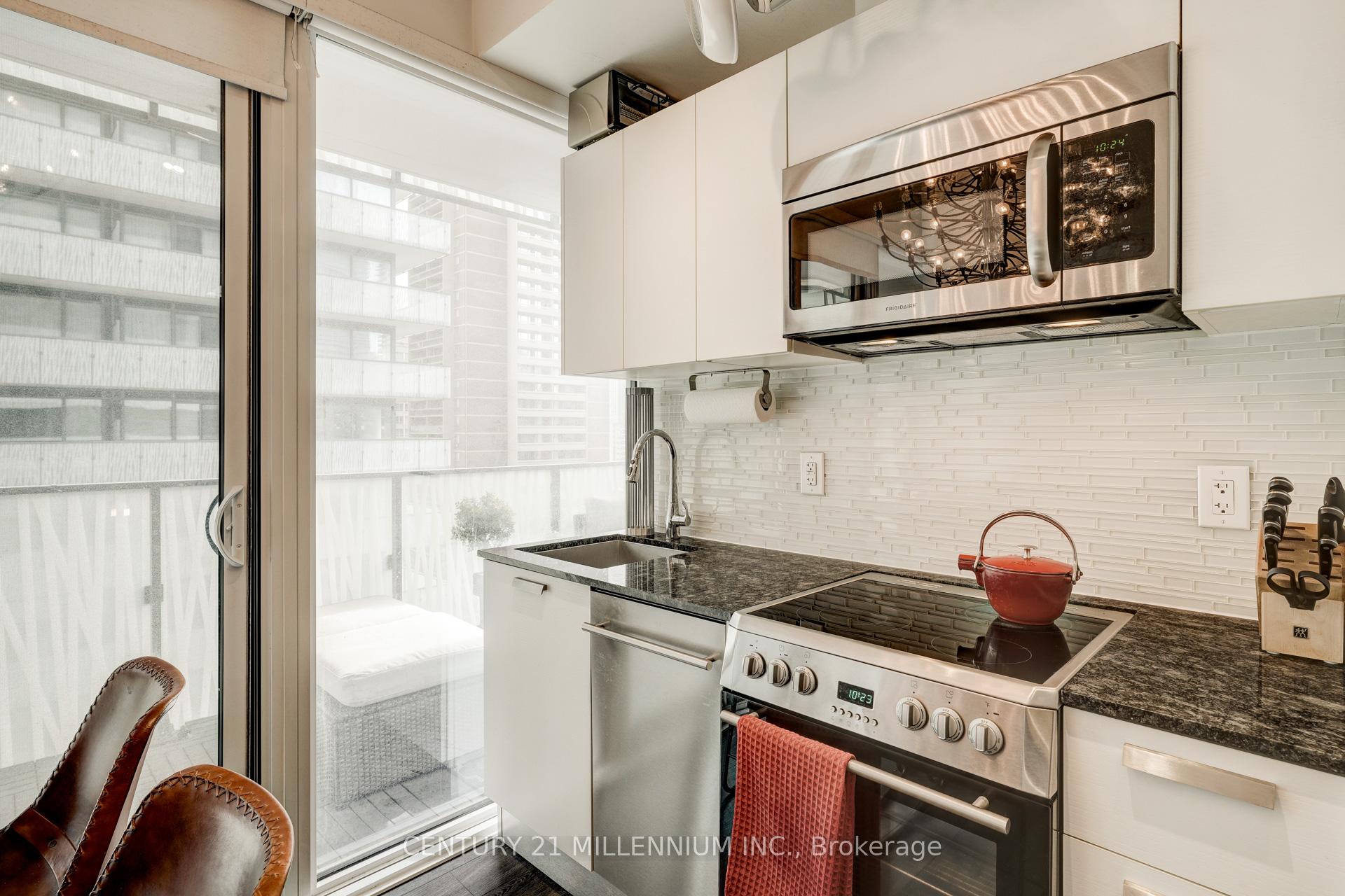 Photo 36 of Unit 801, 42 Charles Street E, Toronto, Church-Yonge Corridor — HOMEH