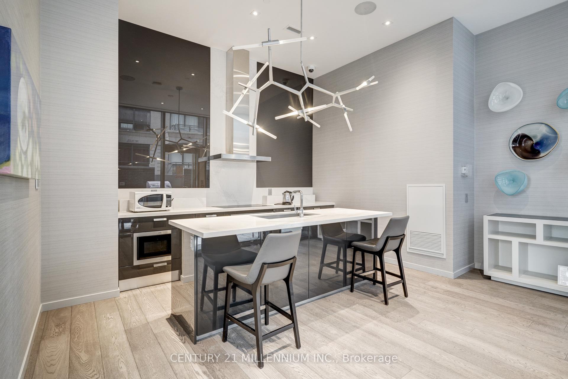 Photo 33 of Unit 801, 42 Charles Street E, Toronto, Church-Yonge Corridor — HOMEH