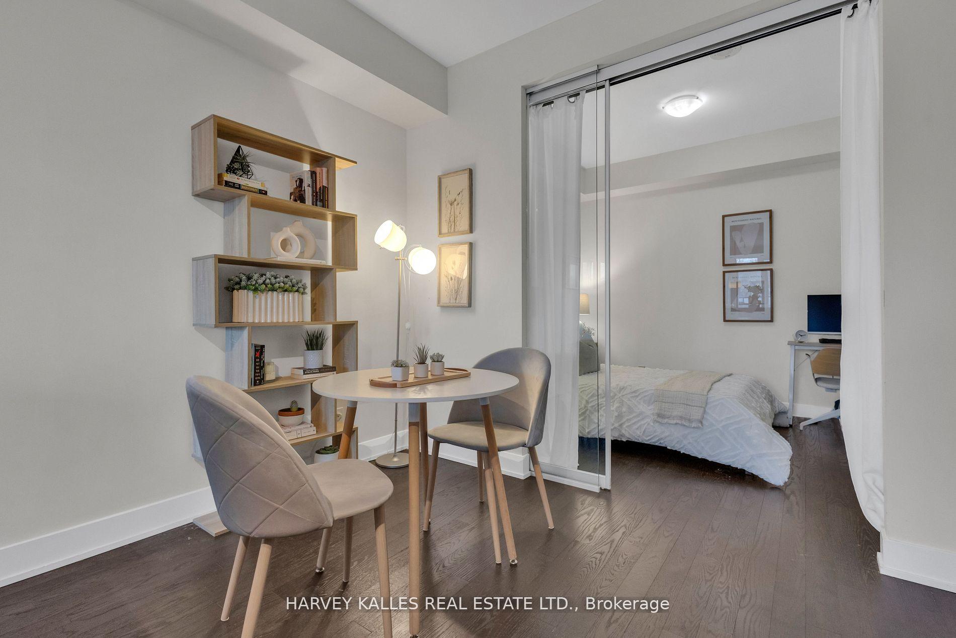 Photo 5 of Unit 408, 3018 Yonge Street, Toronto, Lawrence Park South — HOMEH