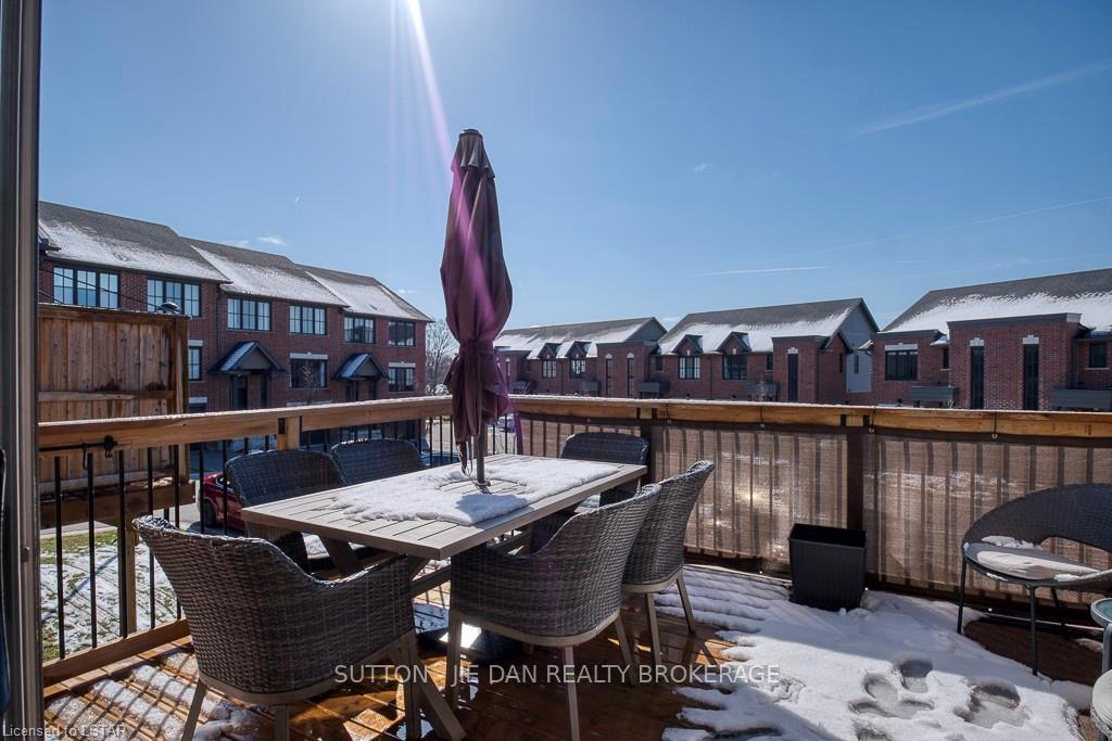 Photo 16 of Unit 3, 555 Sunningdale Road E, London, North B — HOMEH